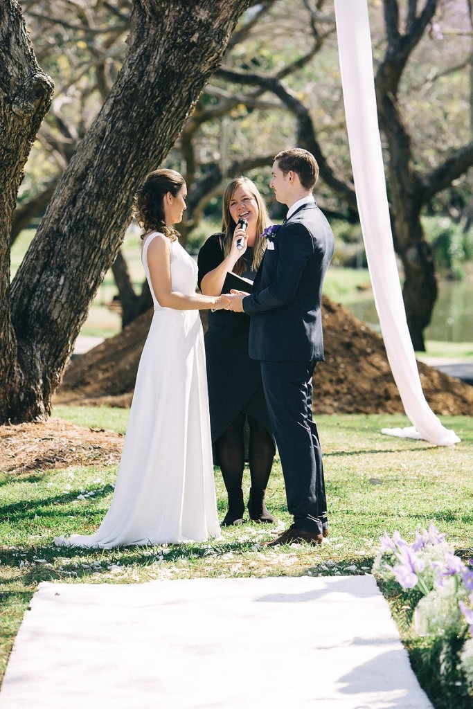 UQ wedding ceremony with Brisbane Wedding Celebrant Ciara Hodge