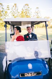 brisbane-golf-club-wedding-celebrant-golf-buggy